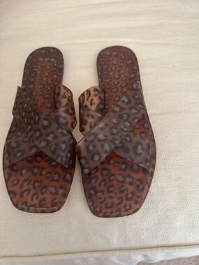 Matisse Anthropologie Leopard Print Cross-Strap Slide Sandals - Brown/Tan